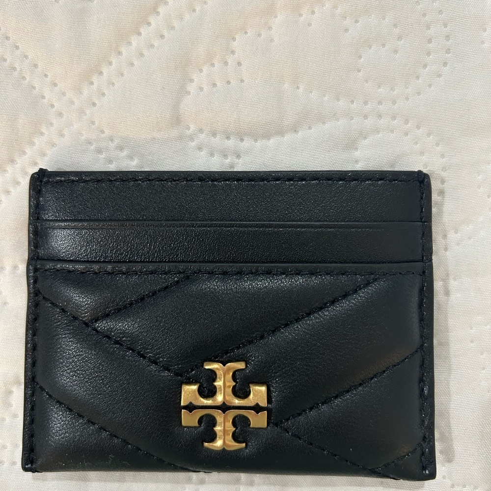 Kira chevron Tory Burch card holder wallet brand new black with gold emblem